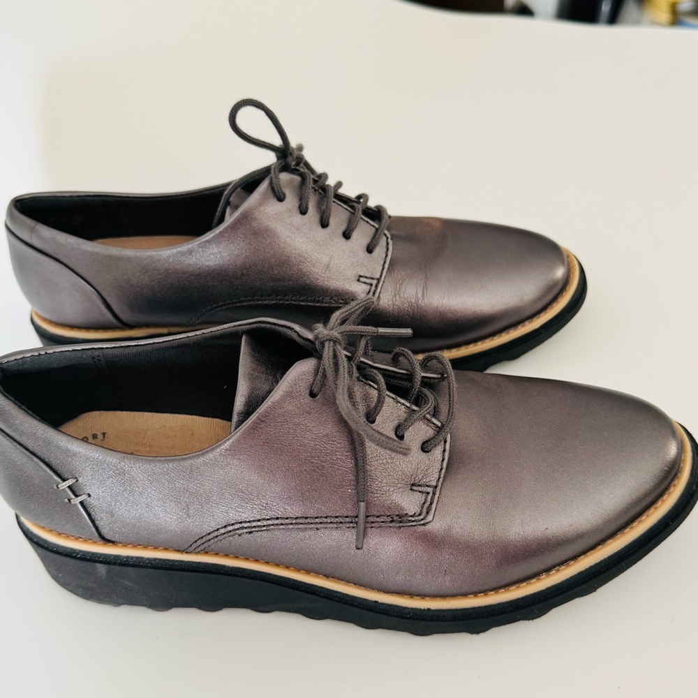 Clarks Sharon Noel Gun metal Leather Shoes Womens 6.5 M Metallic Oxfords - Picture 2 of 10